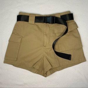 Aritzia Cargo Shorts with Removable Belt